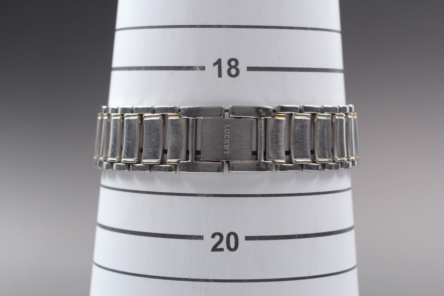 Vintage 1991 N MINT / New Batt SEIKO LUCENT 7N01-6220 Quartz Ladies Watch JAPAN