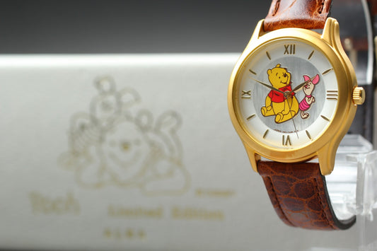Rare [MINT / Full Set Box] Seiko V501-1B10 Winne the Pooh Disney 32mm Qz Watch