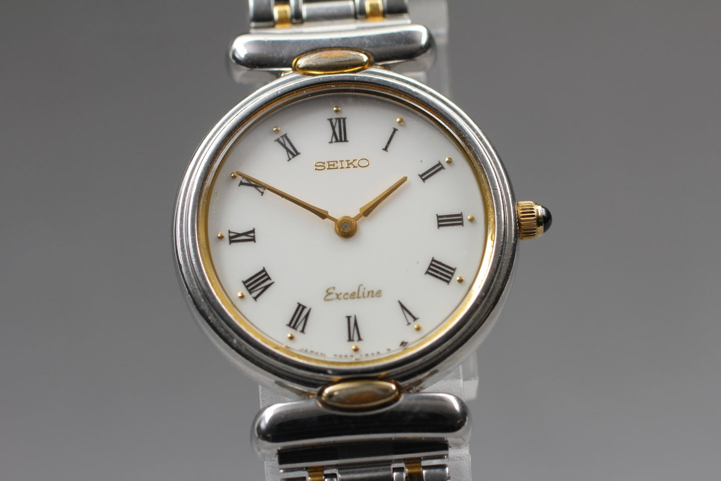 Vintage 1987 [Near MINT] Seiko Exceline 7320-0380 Silver Round Quartz From JAPAN