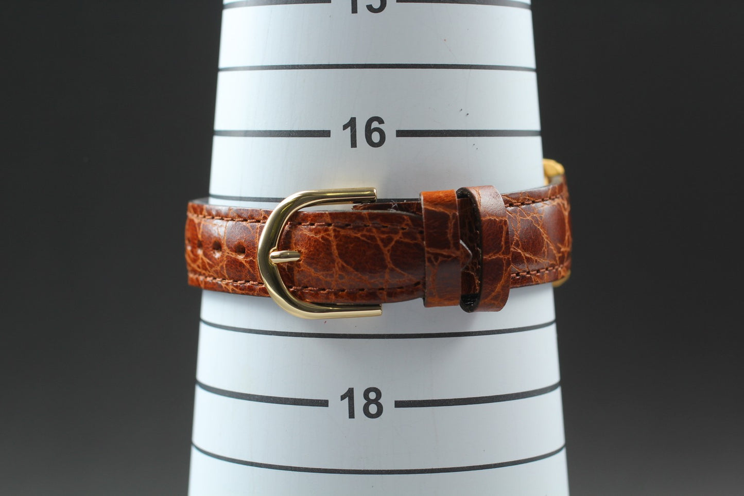 Rare [MINT / Full Set Box] Seiko V501-1B10 Winne the Pooh Disney 32mm Qz Watch