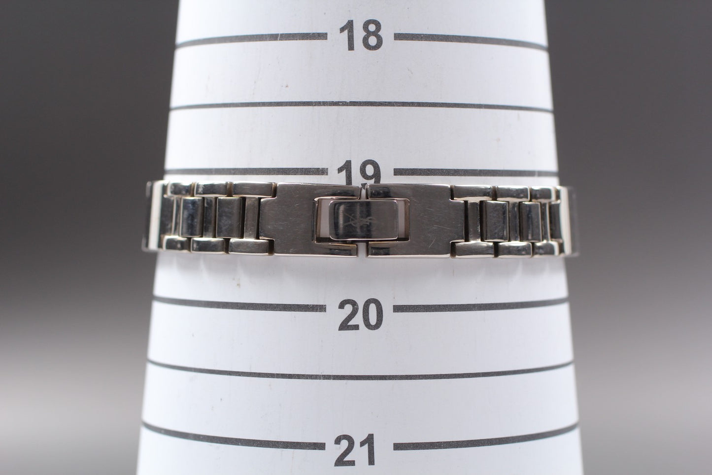 NewBattery[Near MINT]Yves Saint Laurent 5421-H16218 Quartz Ladies Watch japan