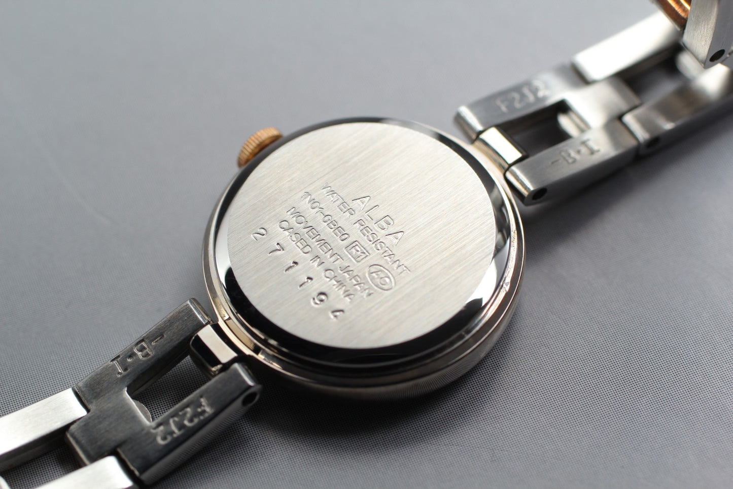 Vintage 1992 [Near MINT] SEIKO Alba ingenu 1N01-0BE0 Quartz Ladies Watch JAPAN