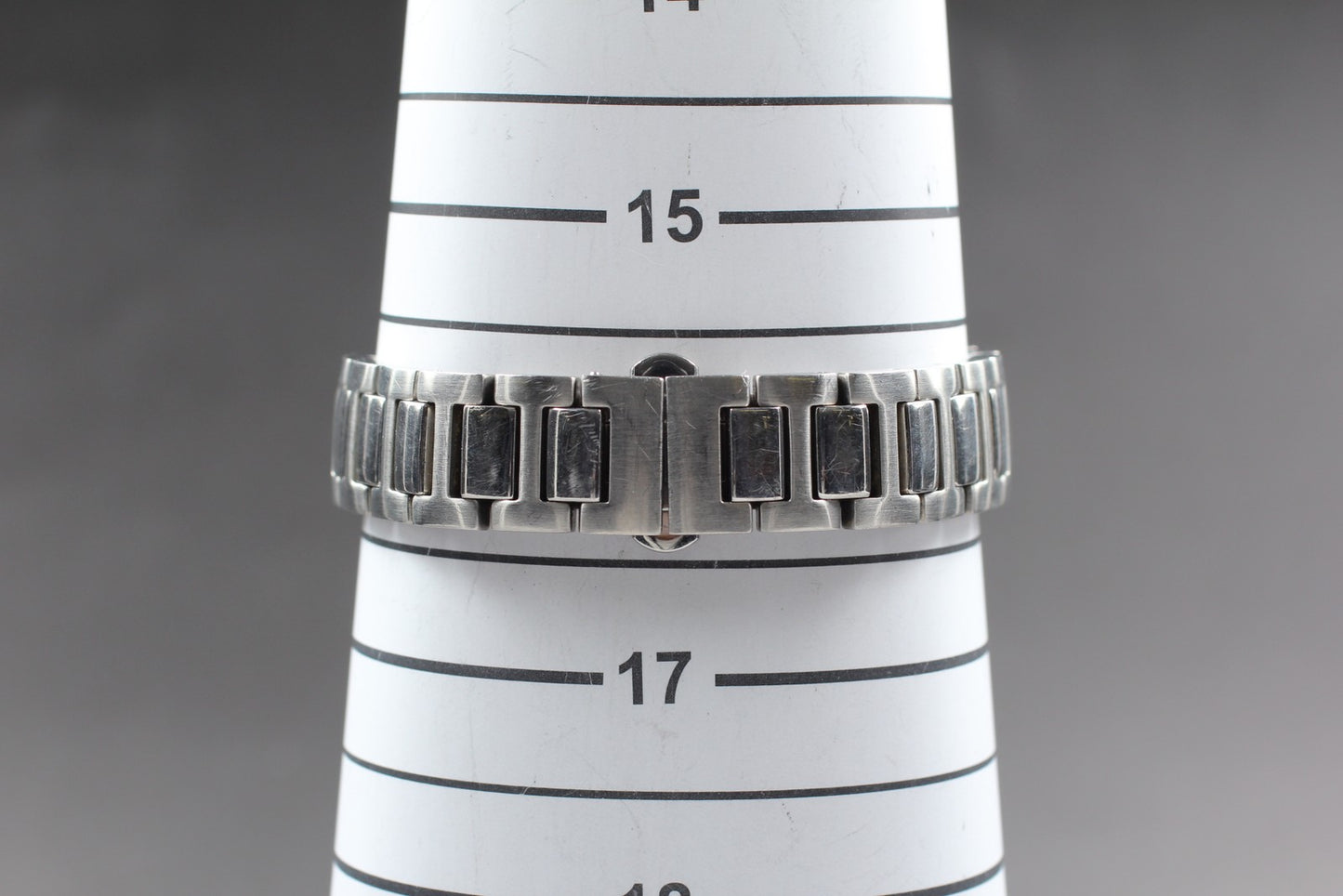 New Battery [Exc+5] GUCCI 8900L Gray  26mm Bracelet Quartz Ladies Watch JAPAN