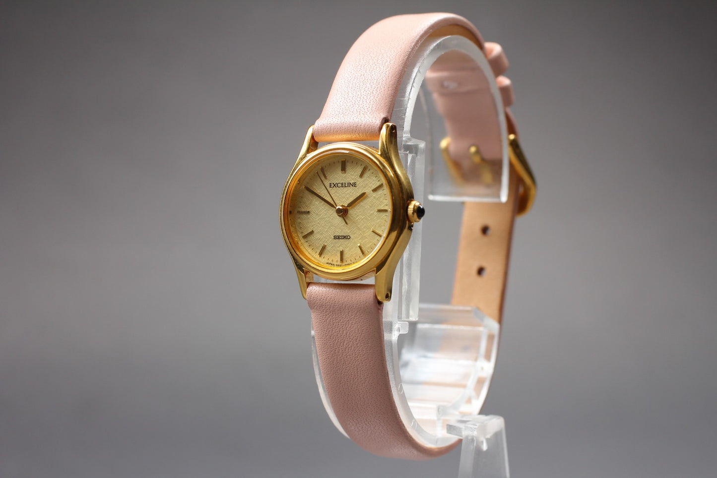 vintage[MINT] SEIKO 4N21-0390 Gold Silver Pink Quartz Ladies Watch From JAPAN