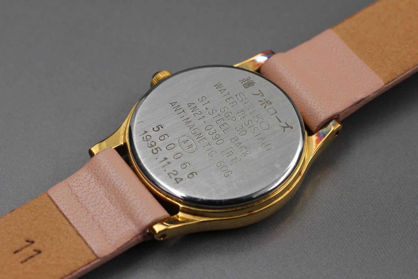 vintage[MINT] SEIKO 4N21-0390 Gold Silver Pink Quartz Ladies Watch From JAPAN