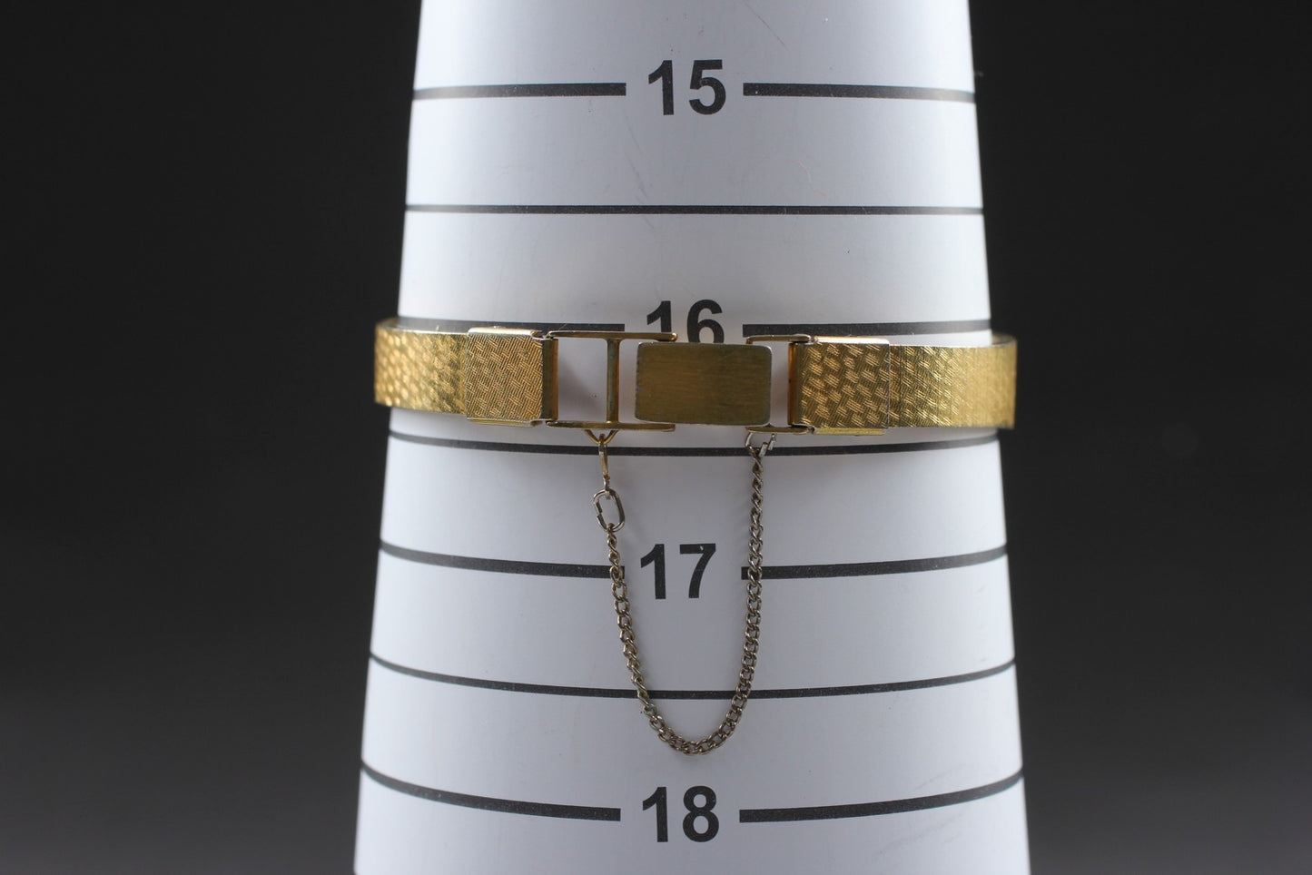 Vintage 1989 [N MINT / New Batt] Seiko 1400-0110 Bracelet Qz Women Watch JAPAN