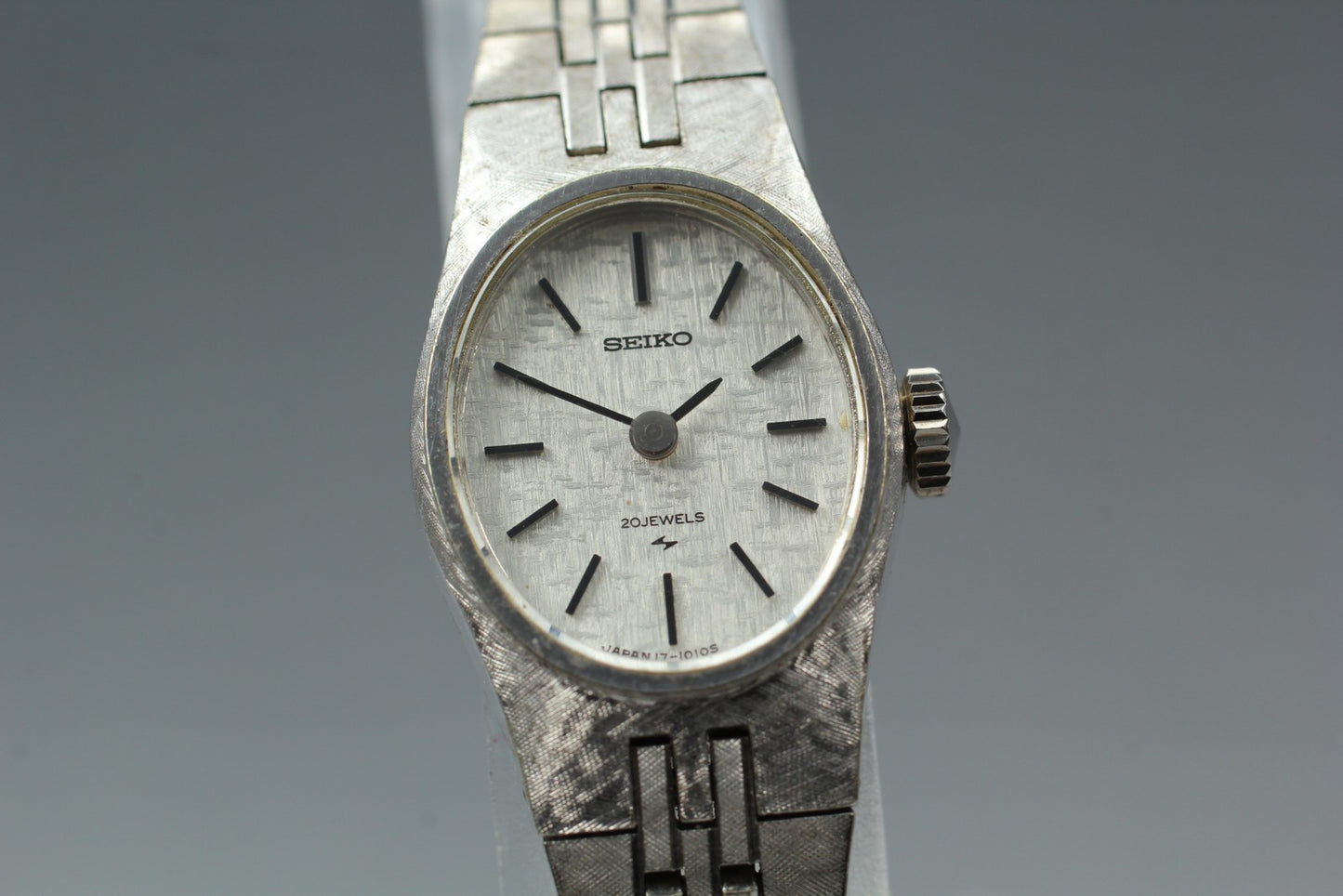 Vintage 1973 [Near MINT] Seiko 17-7230 Bracelet  20J Manual Women Watch JAPAN