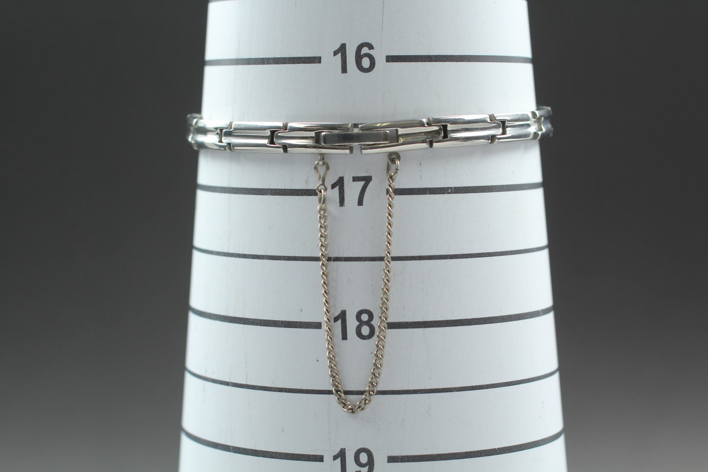 Vtg. 1987 [N MINT / New Batt]  CITIZEN 5431-H06085 TA Quartz Ladies Watch JAPAN