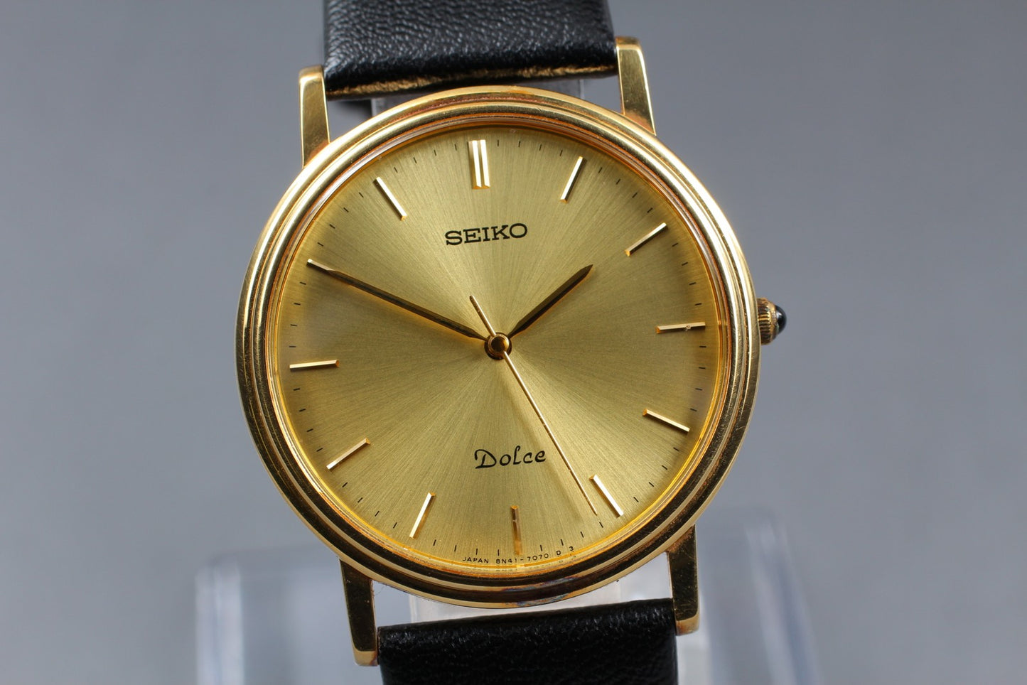 Vtg. 1983 [Near MINT] SEIKO Dolce 8N41-7030 Gold 32mm Quartz Men's Watch JAPAN