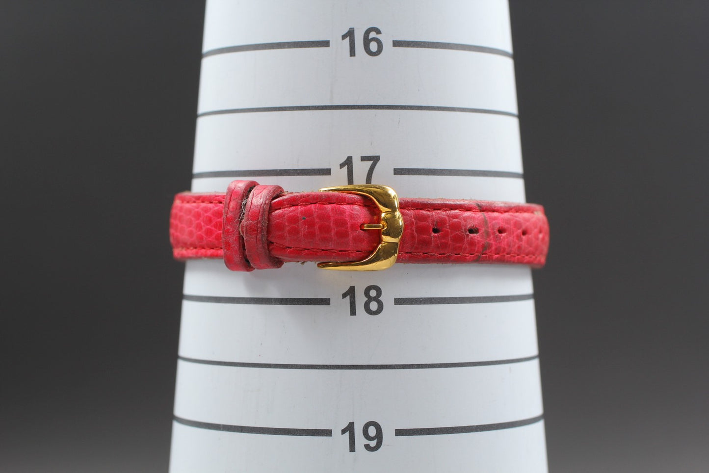 NewBatt [Near MINT] NINA RICCI W-958 double face shell Quartz Ladies Watch JAPAN