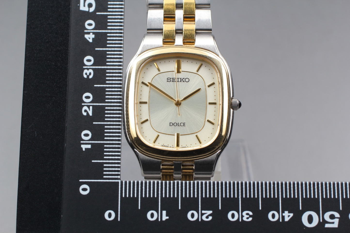 Vintage 1991 [Near MINT] Seiko Dolce 8J41-0AA0 two-tone Quartz Men's Watch JAPAN