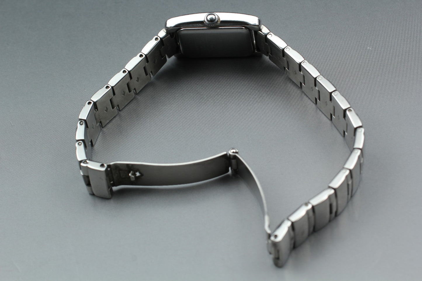 Vintage 1996 [N MINT / New Batt] SEIKO LUKIA 1F21-5D10 Tank Quartz Watch JAPAN