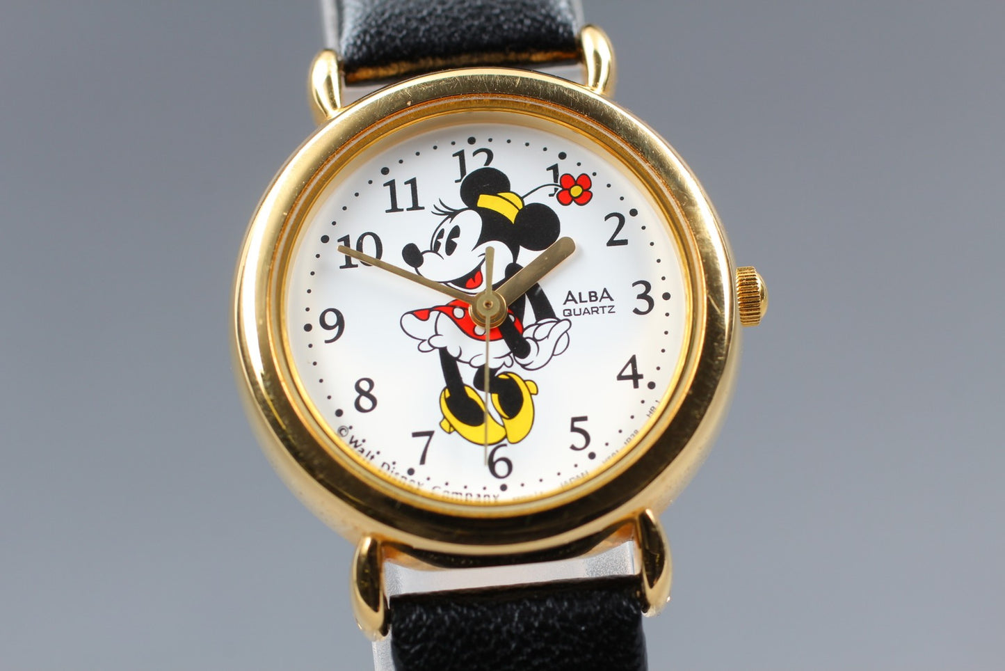 Vtg. 1987 [N MINT] SEIKO V501-6N10 Disney Mickey Mouse Quartz Ladies Watch JAPAN