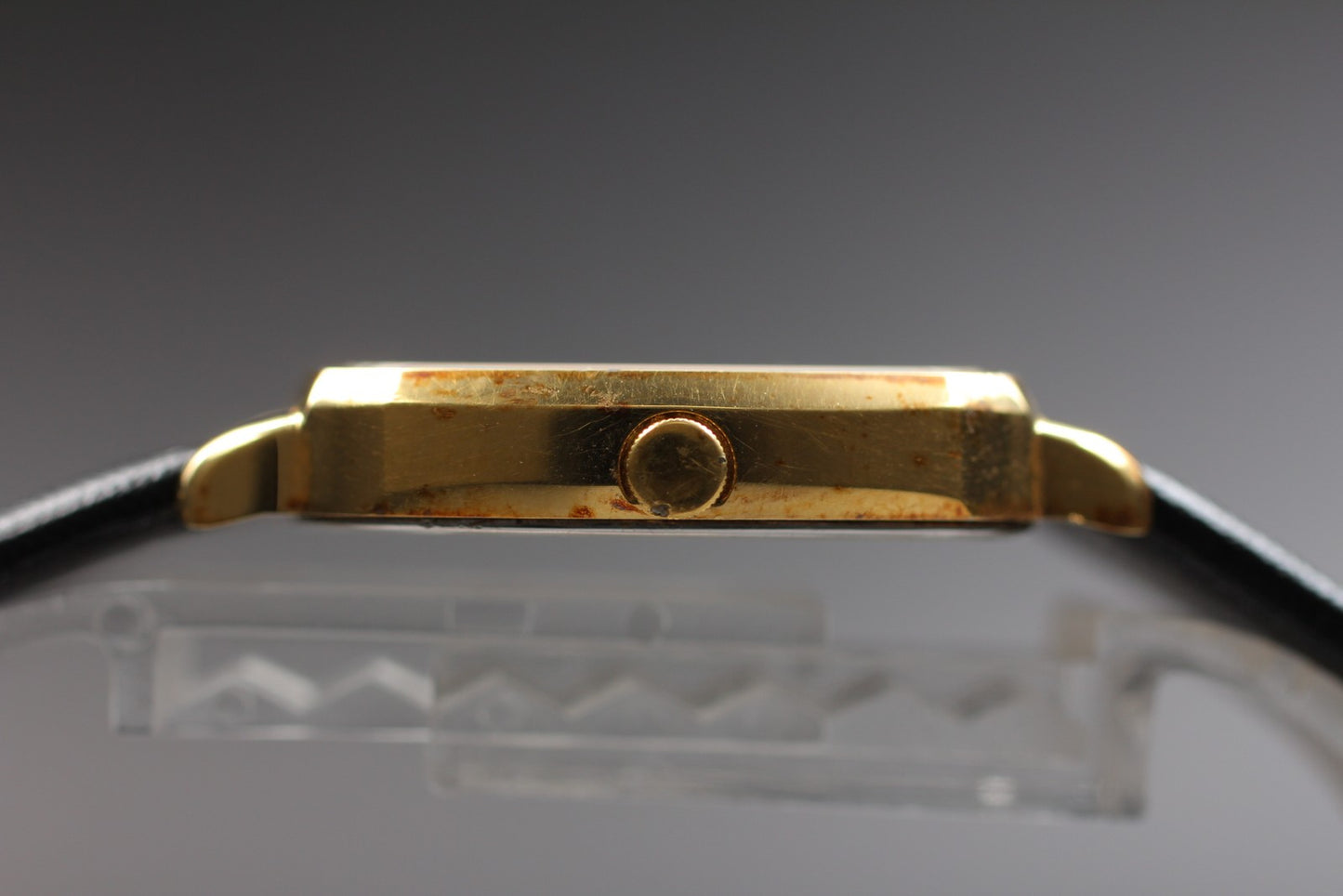 Vtg. 1993 [N MINT / New Batt] SEIKO 5931-5470 Gold 31mm Quartz Men's Watch JAPAN