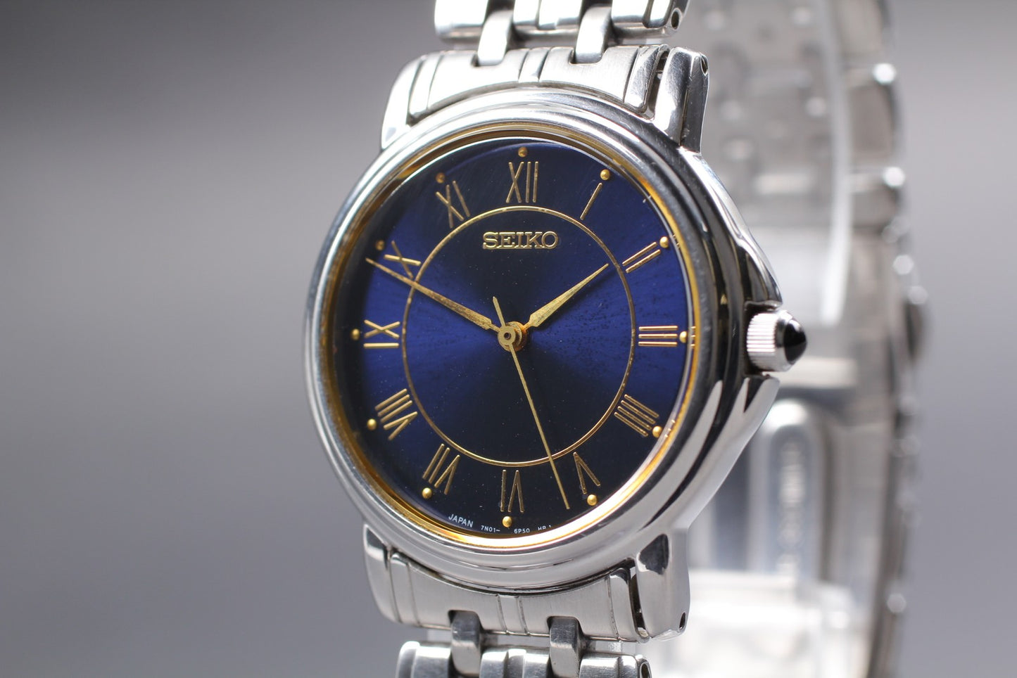 Vtg. 1991[N MINT / New Batt] SEIKO 7N01-6J60 Roman 31mm Quartz Men's Watch JAPAN