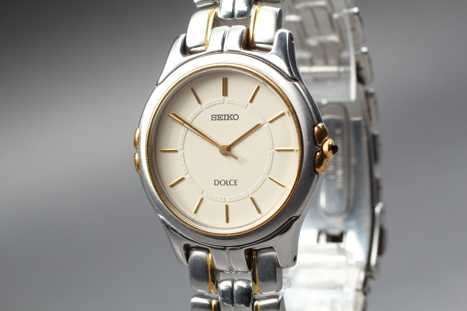 SEIKO Second Hands | Vintage 1999 [Near MINT] SEIKO Dolce 8J41-6140 Gold Silver 33mm Qz Men's Watch La.riberta From Japan
