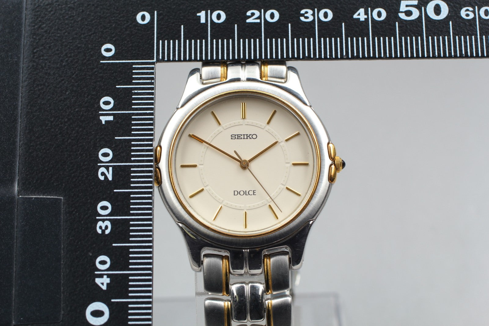 SEIKO Second Hands | Vintage 1999 [Near MINT] SEIKO Dolce 8J41-6140 Gold Silver 33mm Qz Men's Watch La.riberta From Japan