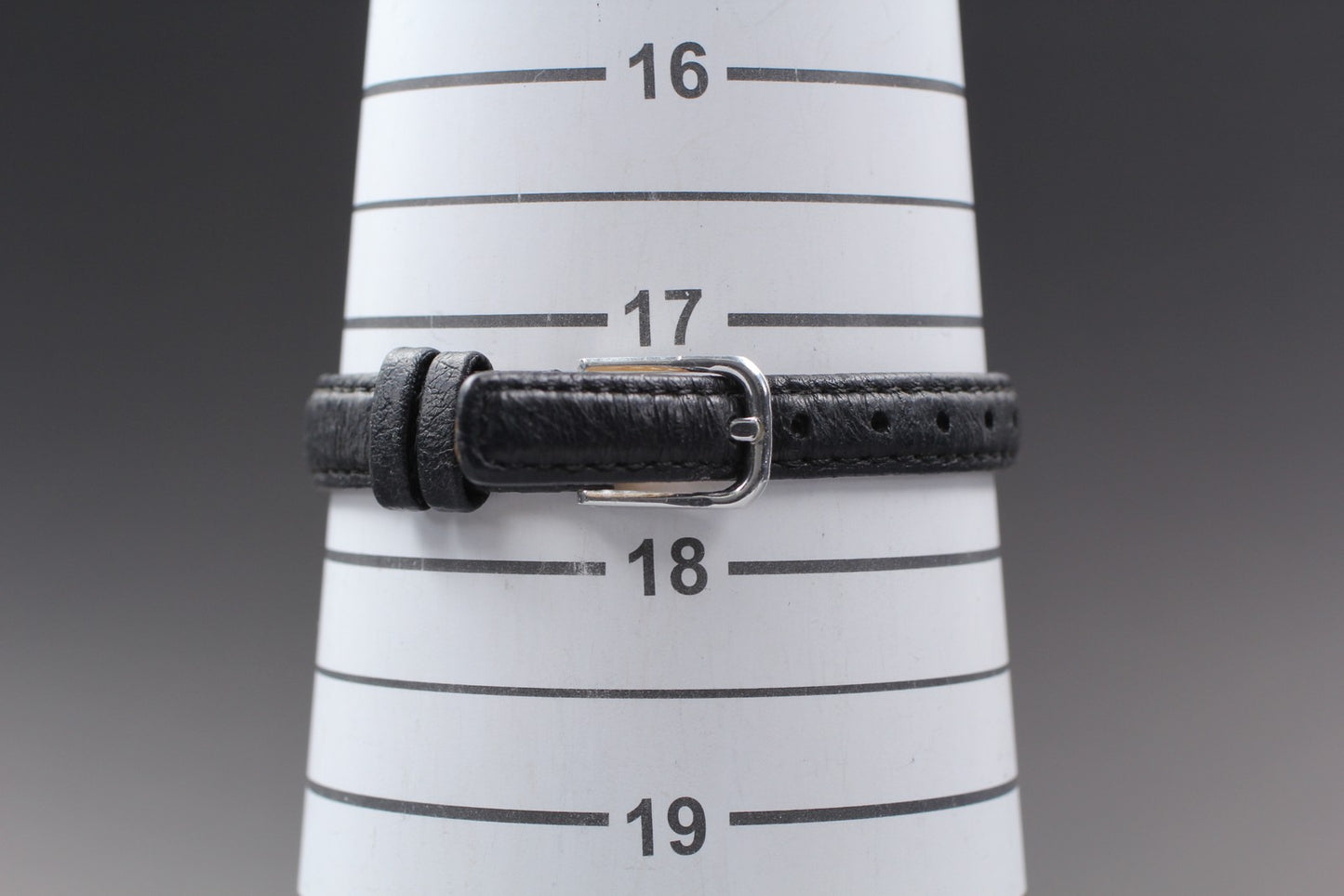 SEIKO Second Hands | Vintage 1995 [N MINT / New Batt] Seiko 7N01-0DF0 Quartz Ladies Watch From JAPAN La.riberta From Japan