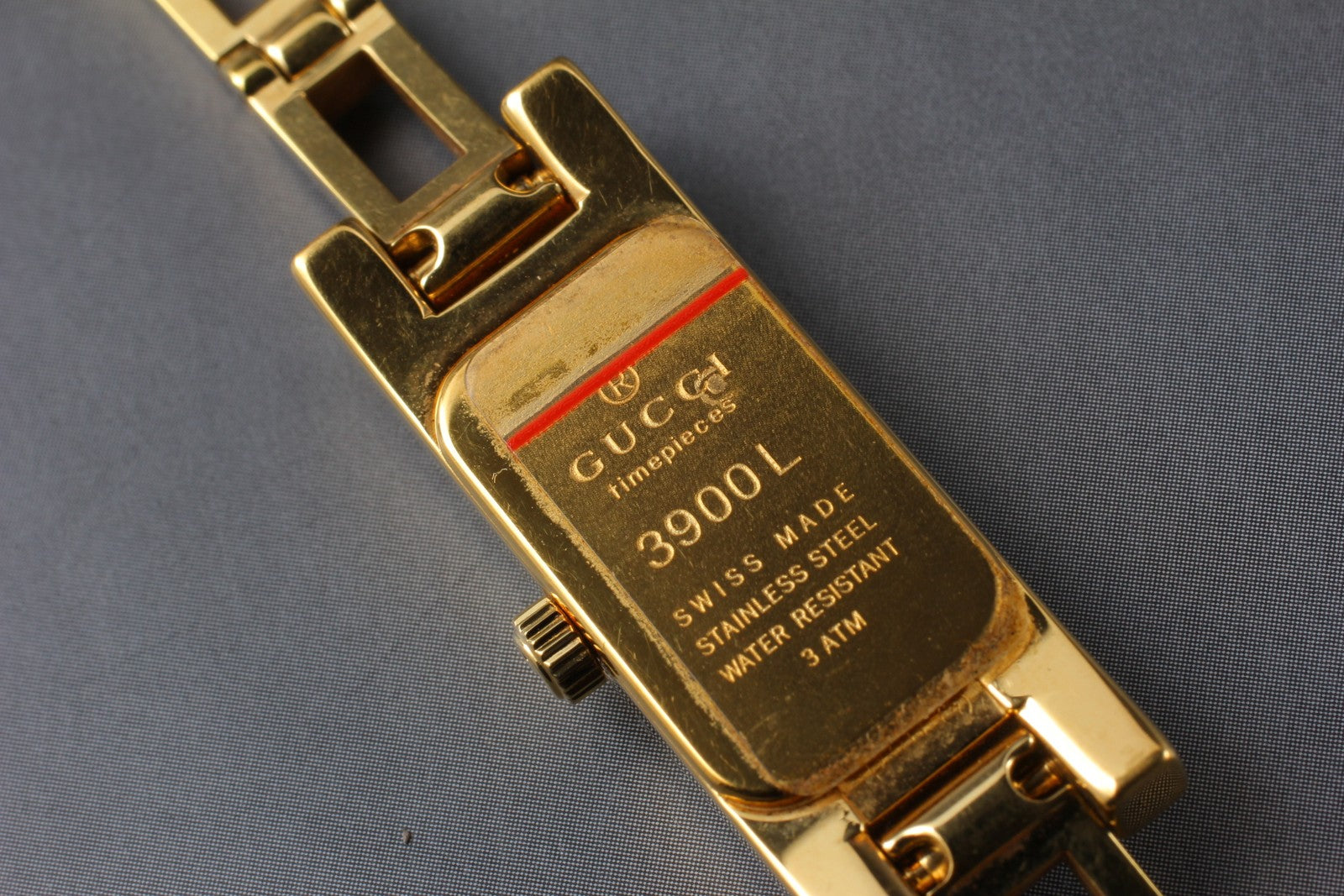 Second Hands | Vintage [N MINT New Batt] GUCCI 3900L Gold Bracelet Quartz Ladies Watch JAPAN La.riberta From Japan