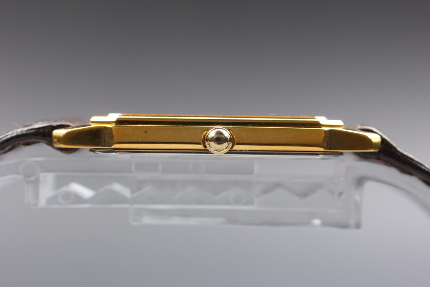 SEIKO Second Hands | Vtg.1985 [N MINT] SEIKO 9020-5680 Tank Gold Roman 25mm Quartz Men's Watch JAPAN La.riberta From Japan