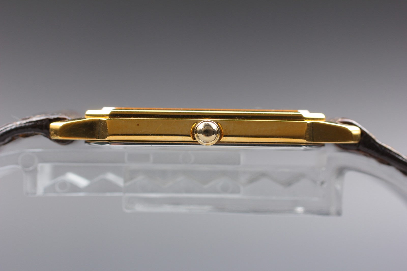 SEIKO Second Hands | Vtg.1985 [N MINT] SEIKO 9020-5680 Tank Gold Roman 25mm Quartz Men's Watch JAPAN La.riberta From Japan