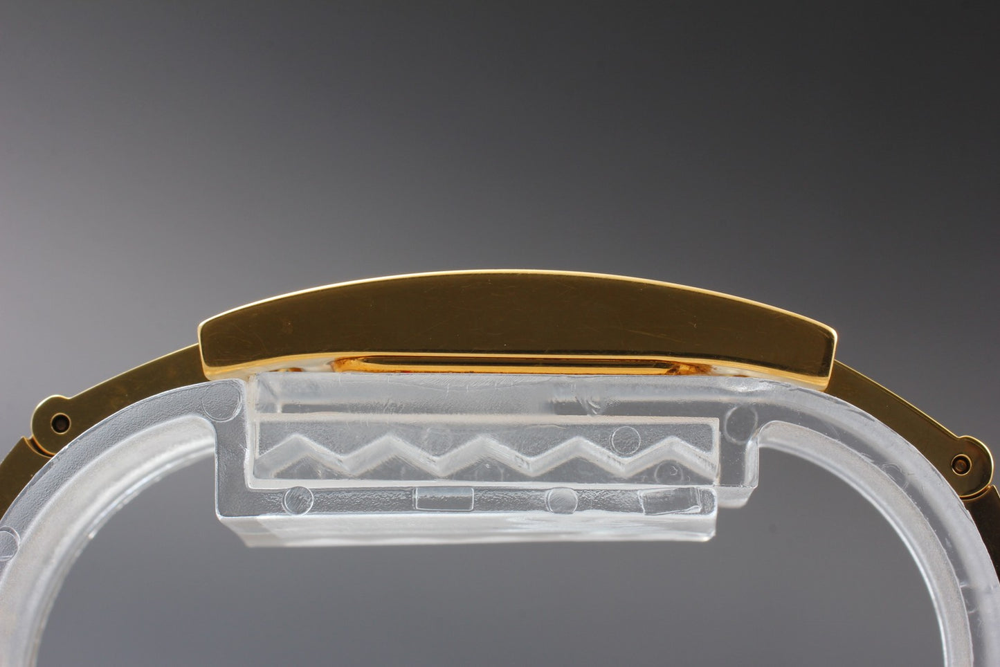 Second Hands | Vintage [N MINT New Batt] GUCCI 3900L Gold Bracelet Quartz Ladies Watch JAPAN La.riberta From Japan