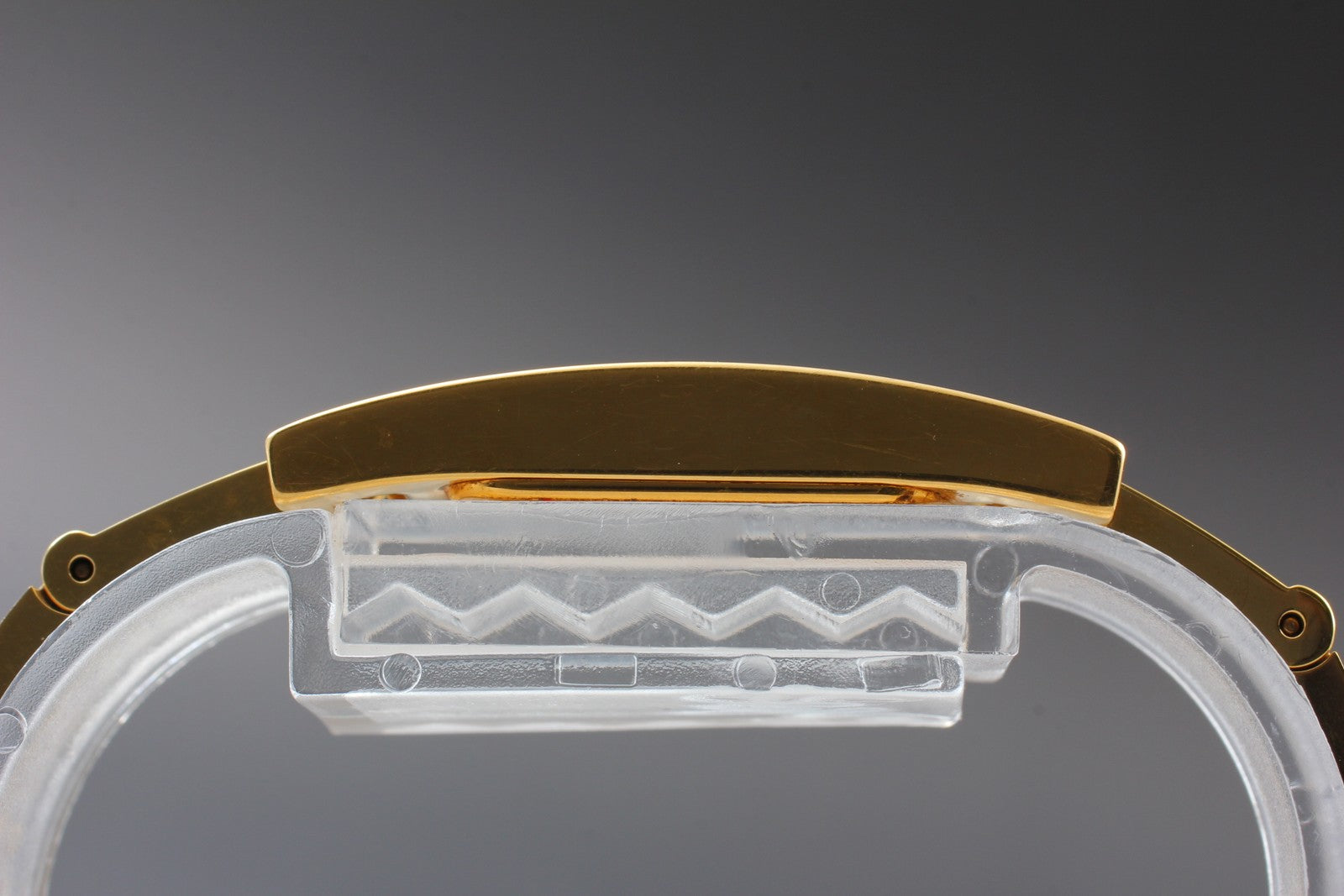 Second Hands | Vintage [N MINT New Batt] GUCCI 3900L Gold Bracelet Quartz Ladies Watch JAPAN La.riberta From Japan