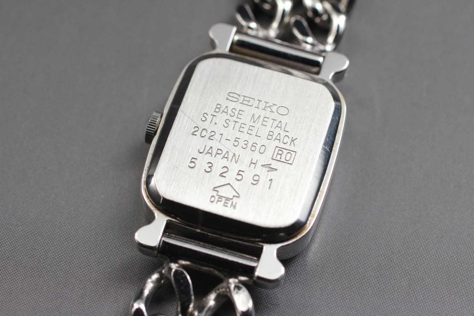 SEIKO Second Hands | Vtg.1985 [Near MINT] SEIKO 2C21-5360 Tank Bracelet Quartz Ladies Watch JAPAN La.riberta From Japan