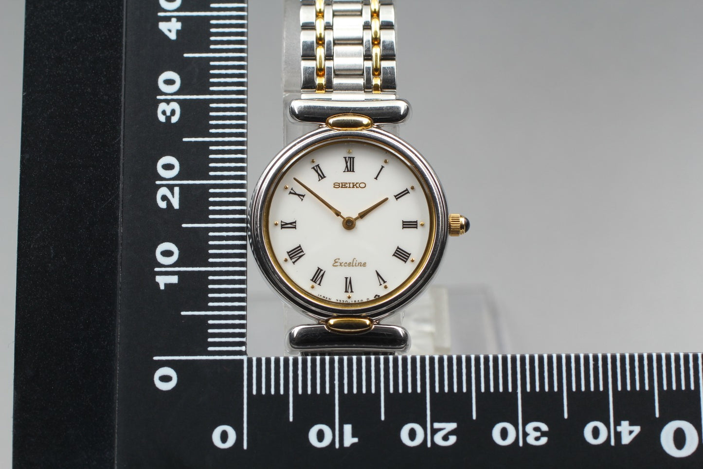 SEIKO Second Hands | Vin.1987[N MINT] Seiko Exceline 7320-0380 Roman Silver Quartz Men's Watch JAPAN La.riberta From Japan