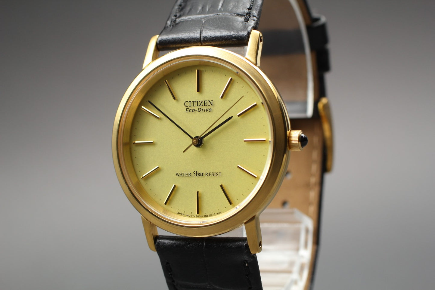 Second Hands | Vtg.1986 [Near MINT] CITIZEN E031-S033161 Gold Round Quartz Men's Watch JAPAN La.riberta From Japan