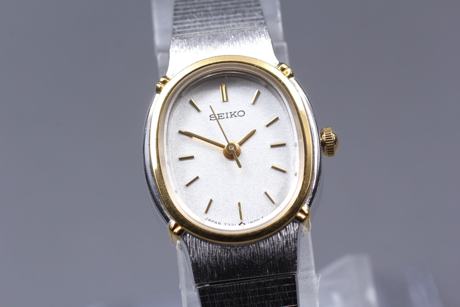 SEIKO Second Hands | Vtg.1985 [N MINT / New Batt] SEIKO 7321-6100 Bracelet Quartz Ladies Watch JAPAN La.riberta From Japan