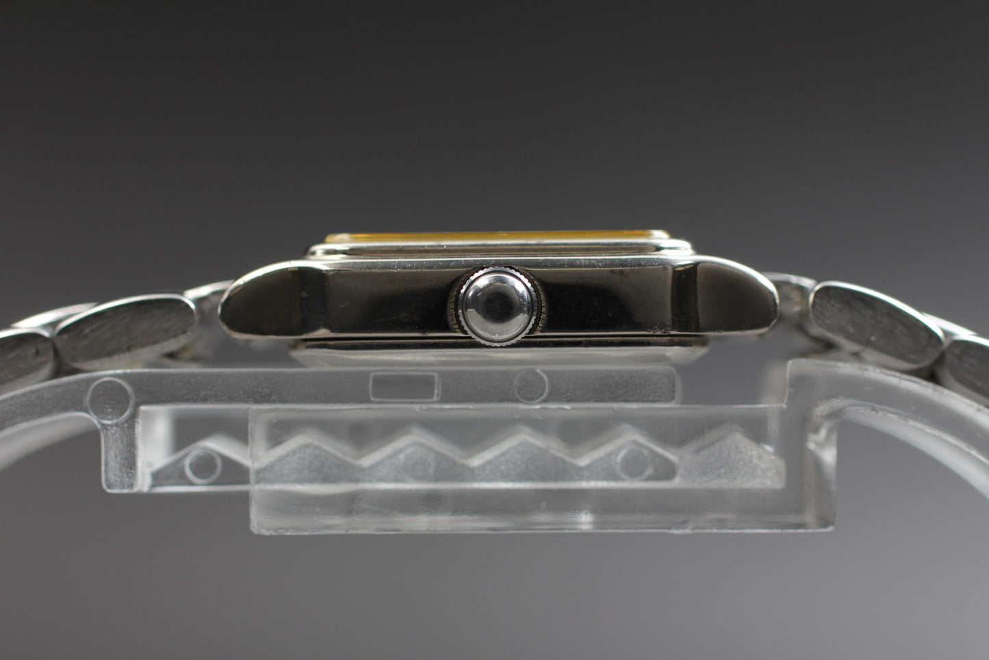 SEIKO Second Hands | Vtg. 1984[N MINT / New Batt] SEIKO V401-5500 18mm Tank Quartz Ladies Watch JAPAN La.riberta From Japan