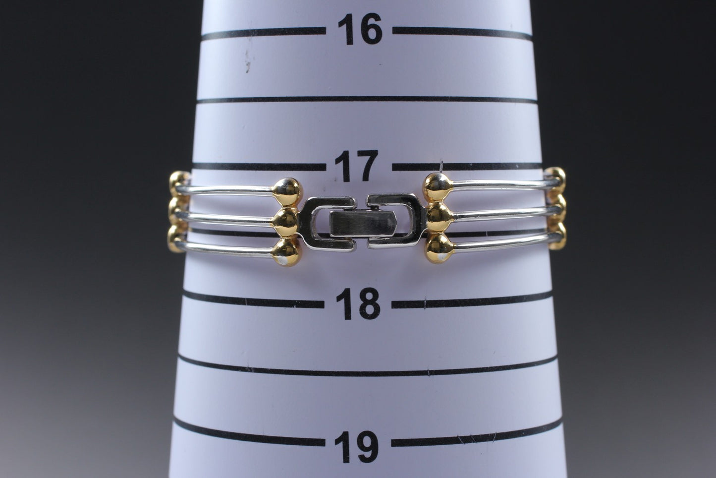 SEIKO Second Hands | Vtg. 1988[Exc+5/New Bat] SEIKO 1E20-0C40 16mm Two Tone Bangle Ladies Watch JAPAN La.riberta From Japan