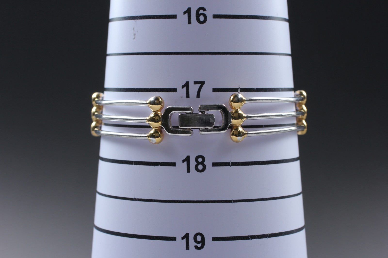 SEIKO Second Hands | Vtg. 1988[Exc+5/New Bat] SEIKO 1E20-0C40 16mm Two Tone Bangle Ladies Watch JAPAN La.riberta From Japan