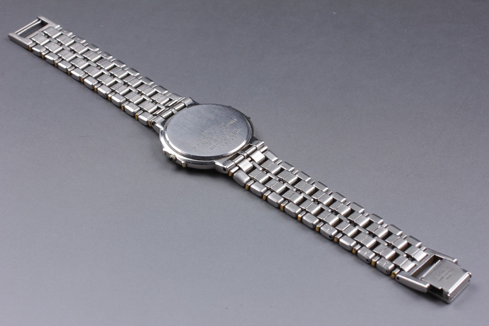 SEIKO Second Hands | Vin.1992 [N MINT / New Batt] SEIKO Dolce 8N41-6160 Gold Quartz Men's Watch JAPAN La.riberta From Japan