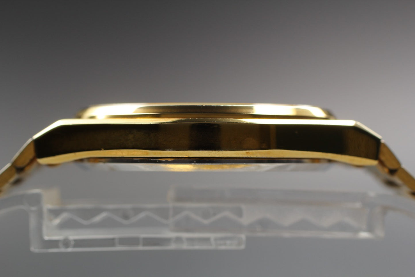 Second Hands | Vtg. [N MINT]CITIZEN 3800-451252 Gold Day/Date Bracelet Quartz Men's Watch JAPAN La.riberta From Japan