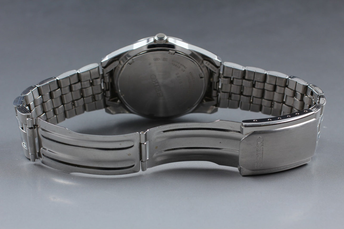 SEIKO Second Hands | Vtg.1982 [N MINT / New Batt] SEIKO 7N43-0AM0 Day/Date Quartz Men's Watch JAPAN La.riberta From Japan