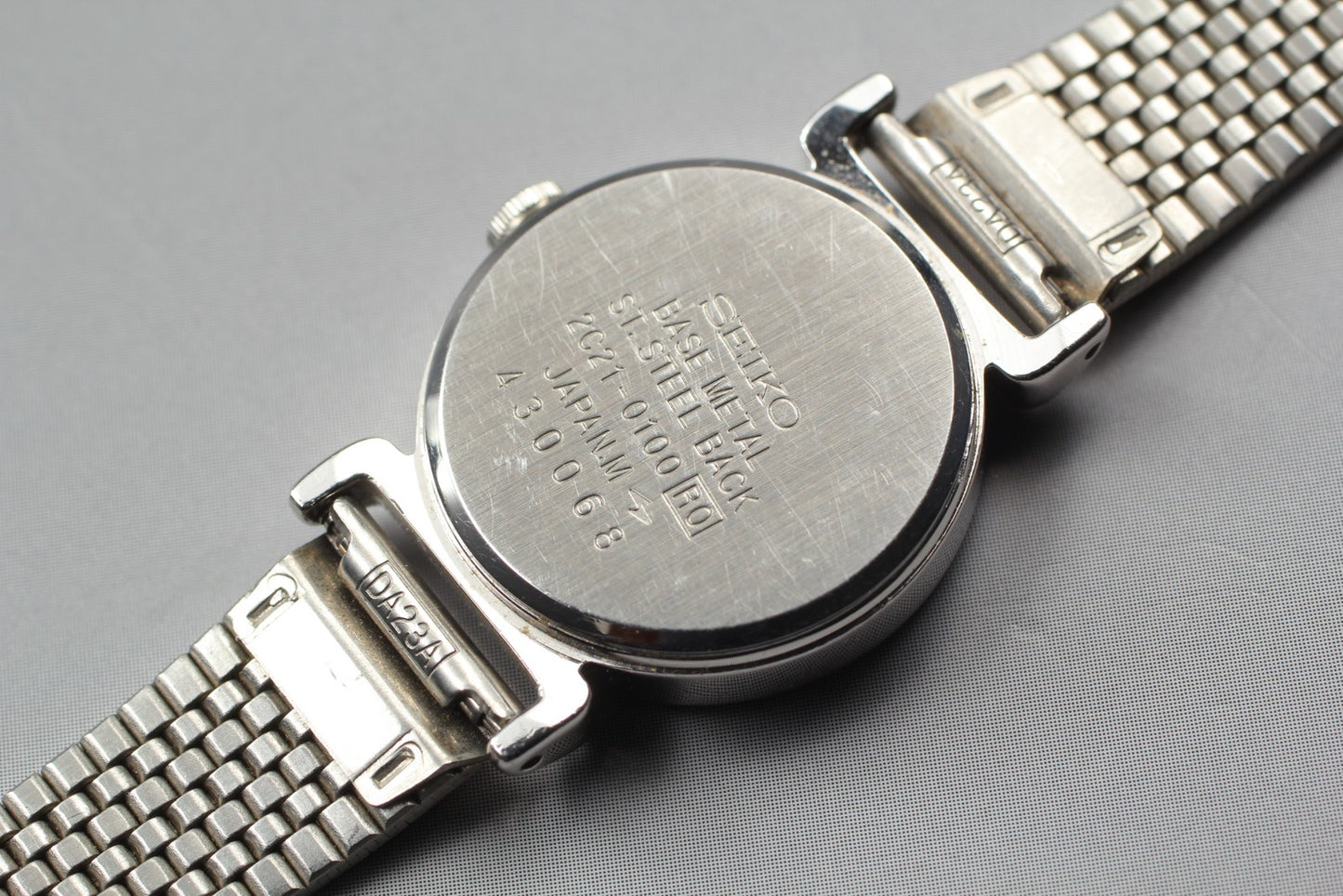 SEIKO Second Hands | Vtg.1984 [Near MINT] SEIKO 2C21-0100 Silver Bracelet Quartz Ladies Watch JAPAN La.riberta From Japan