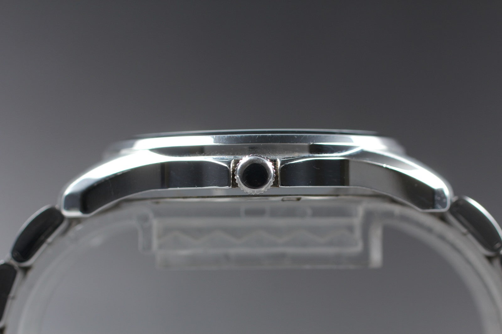 SEIKO Second Hands | Vtg.1982 [N MINT / New Batt] SEIKO 7N43-0AM0 Day/Date Quartz Men's Watch JAPAN La.riberta From Japan