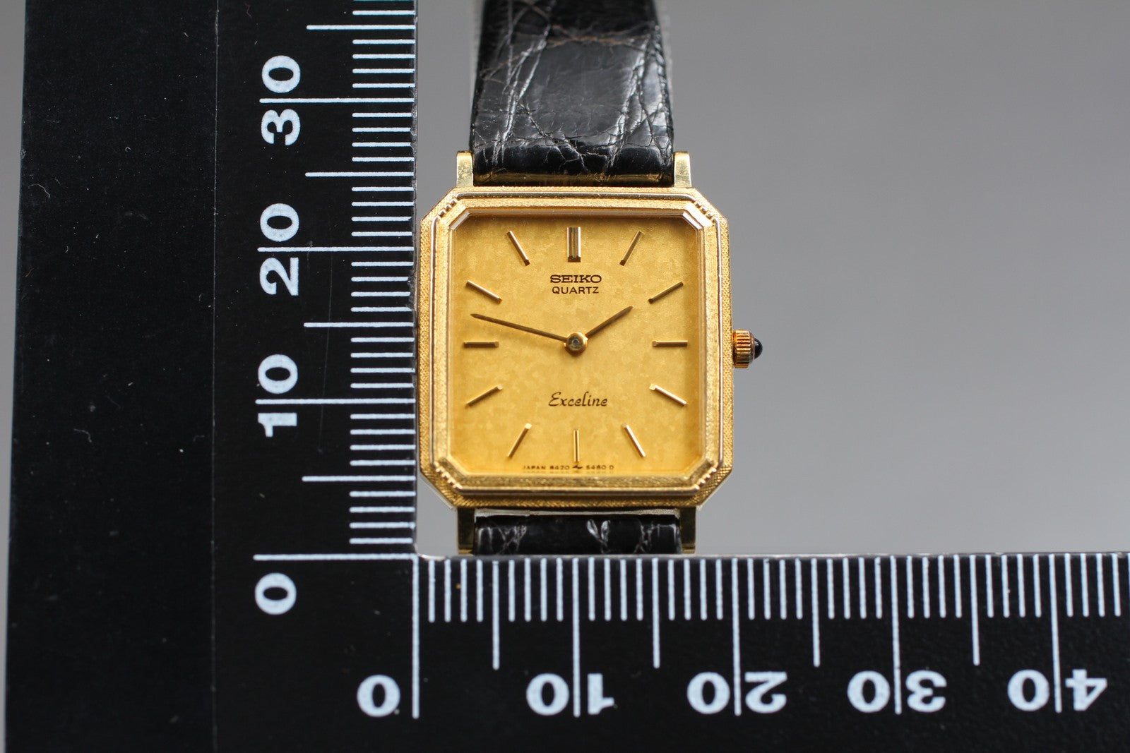 SEIKO Second Hands | Vtg.1991[Near MINT] SEIKO Exceline 8420-5410 10K Tank Quartz Ladies Watch JAPAN La.riberta From Japan