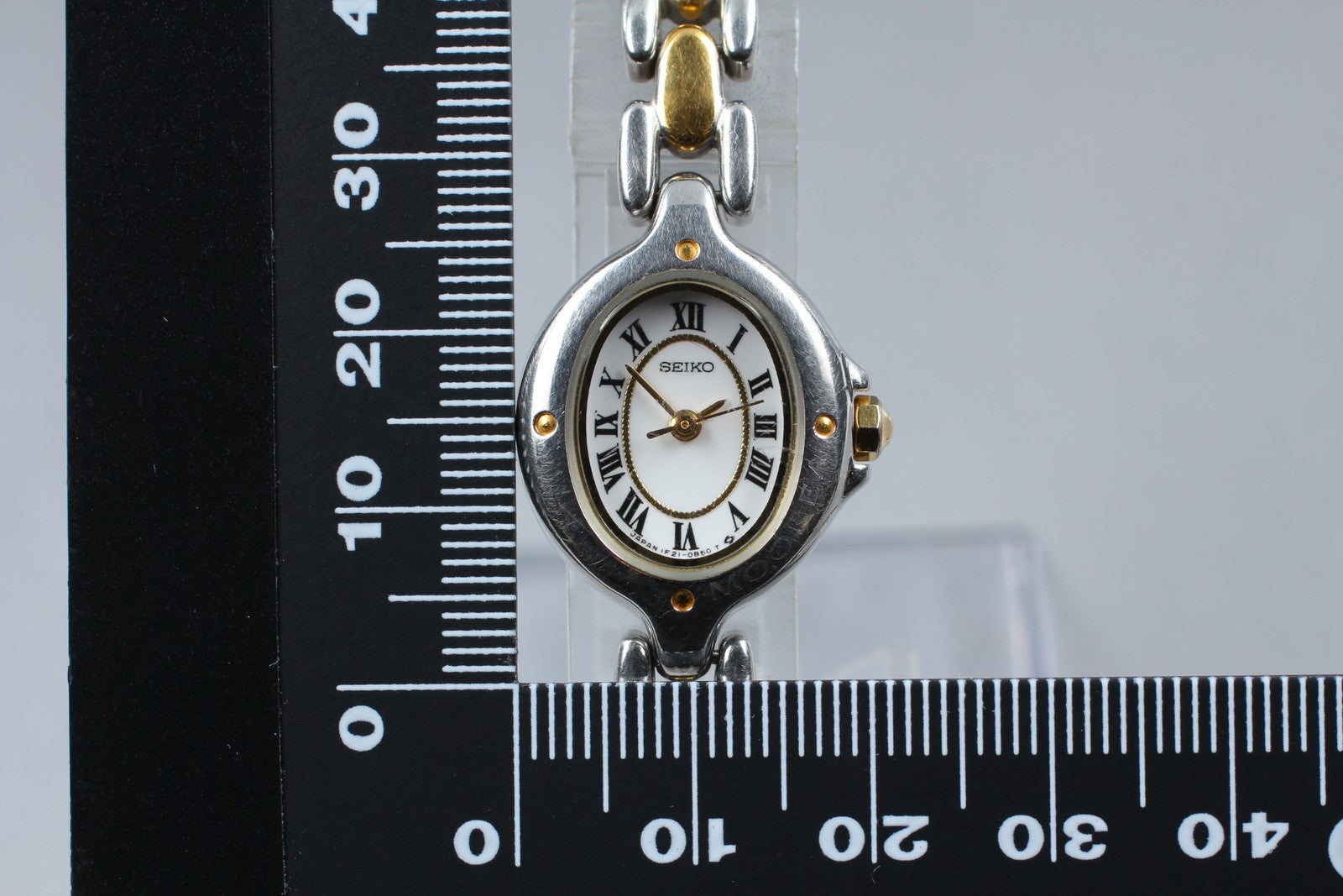 SEIKO Second Hands | Vtg.1989[N MINT] SEIKO MOOREA 1F21-5A50 Roman Bracelet Quartz Ladies Watch JAPAN La.riberta From Japan