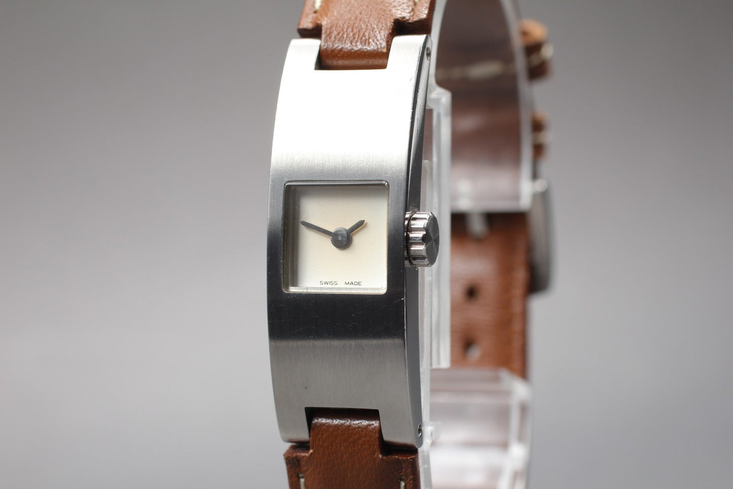 Near MINT / New Battery COACH 0169 6024296 Tank Quartz Ladies Watch JAPAN