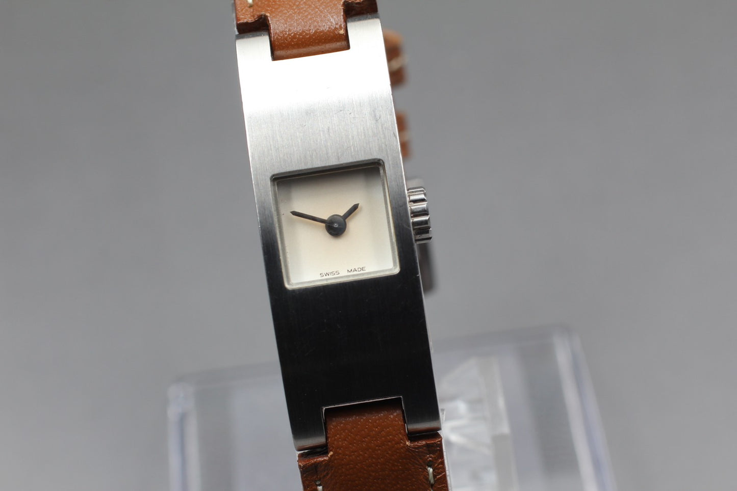 Near MINT / New Battery COACH 0169 6024296 Tank Quartz Ladies Watch JAPAN