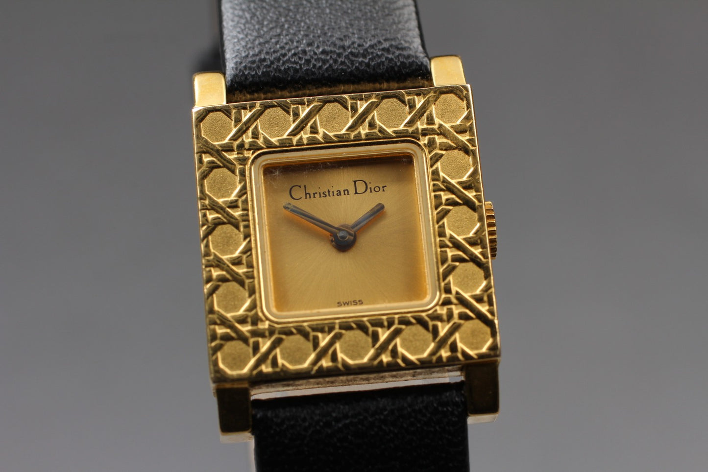 Near MINT / Christian Dior La Parisienne D60-159 Gold Quartz Ladies Watch Japan