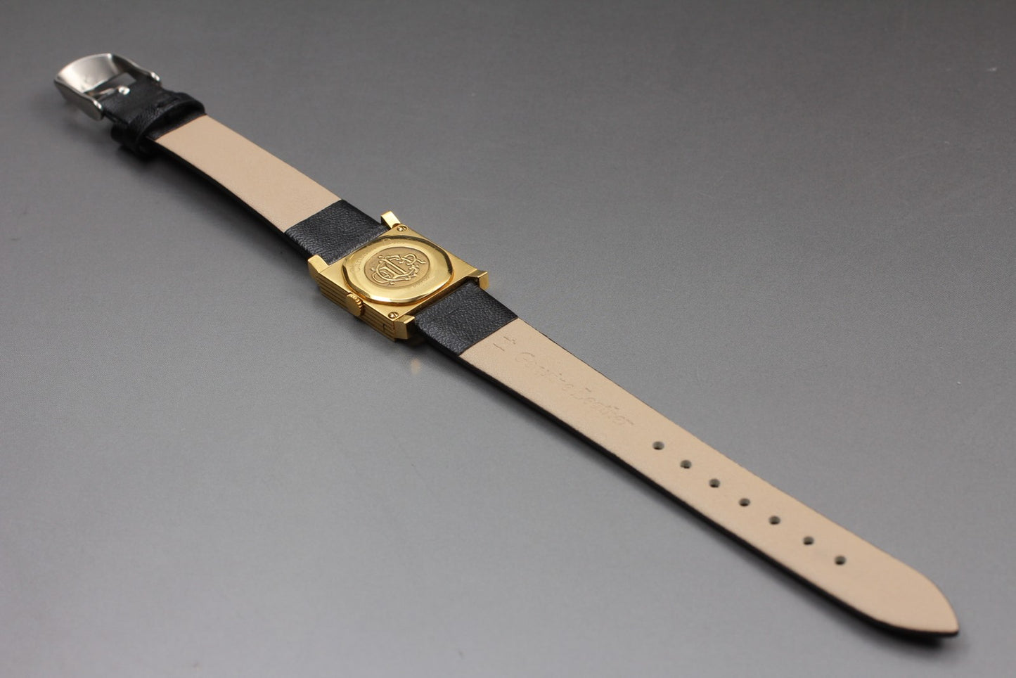 Near MINT / Christian Dior La Parisienne D60-159 Gold Quartz Ladies Watch Japan