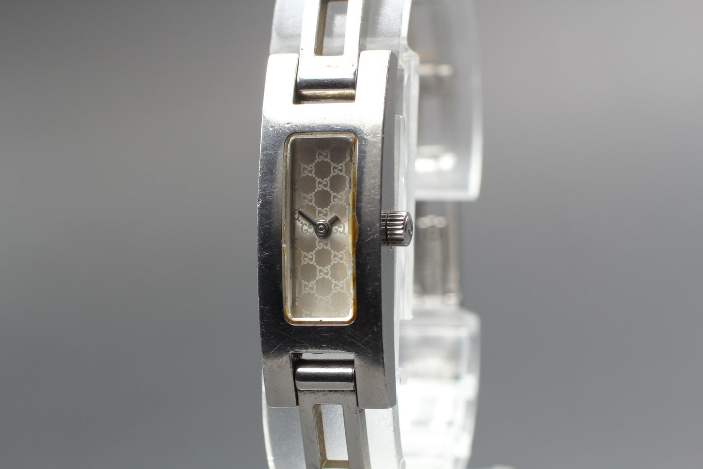 Exc+5 / New Batt / GUCCI 3900L GG Logo Bracelet Quartz Ladies Watch From JAPAN