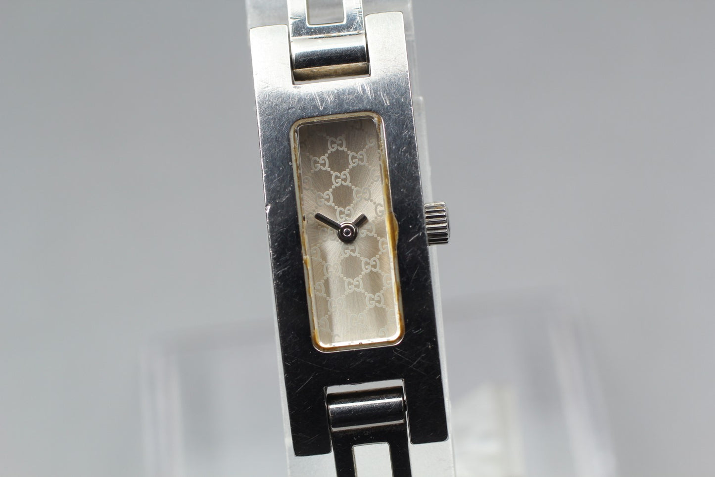 Exc+5 / New Batt / GUCCI 3900L GG Logo Bracelet Quartz Ladies Watch From JAPAN