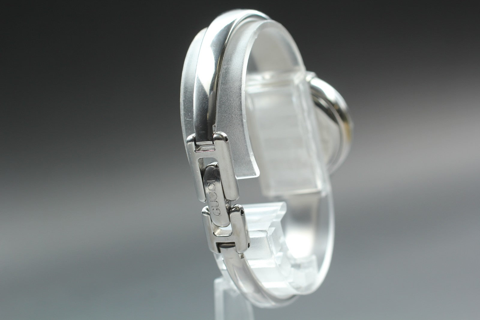 Second Hands | [N MINT / New Batt] Vintage Gucci 1400L 25mm Black Silver Quartz Women's JAPAN La.riberta From Japan