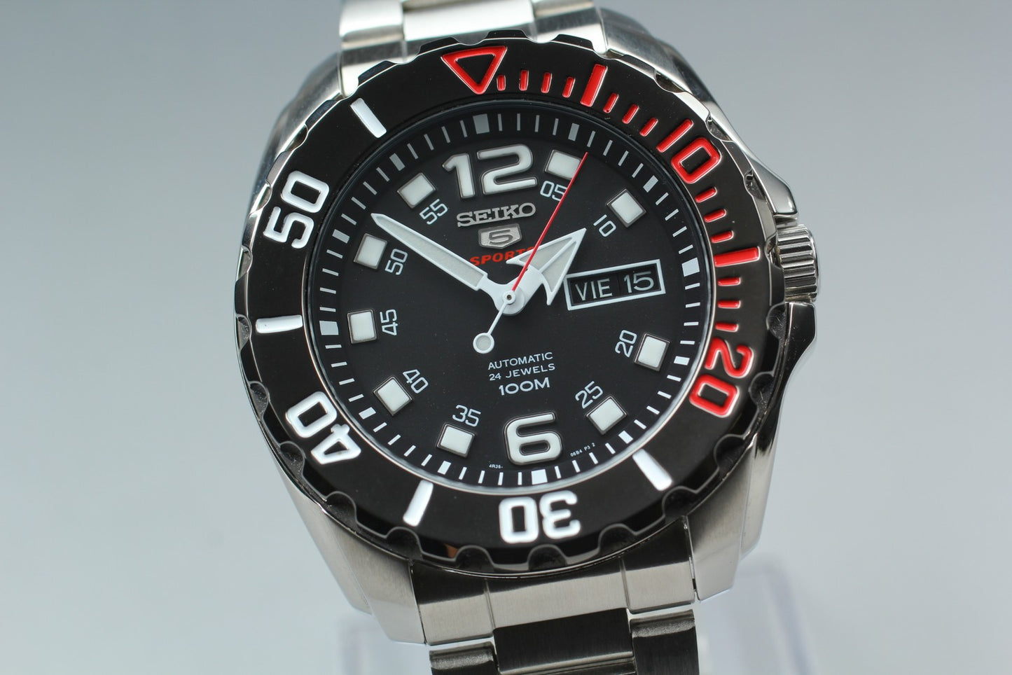 Near MINT / SEIKO 5 Sports 4R36-06B0 Black Automatic 100m Men's Watch From JAPAN