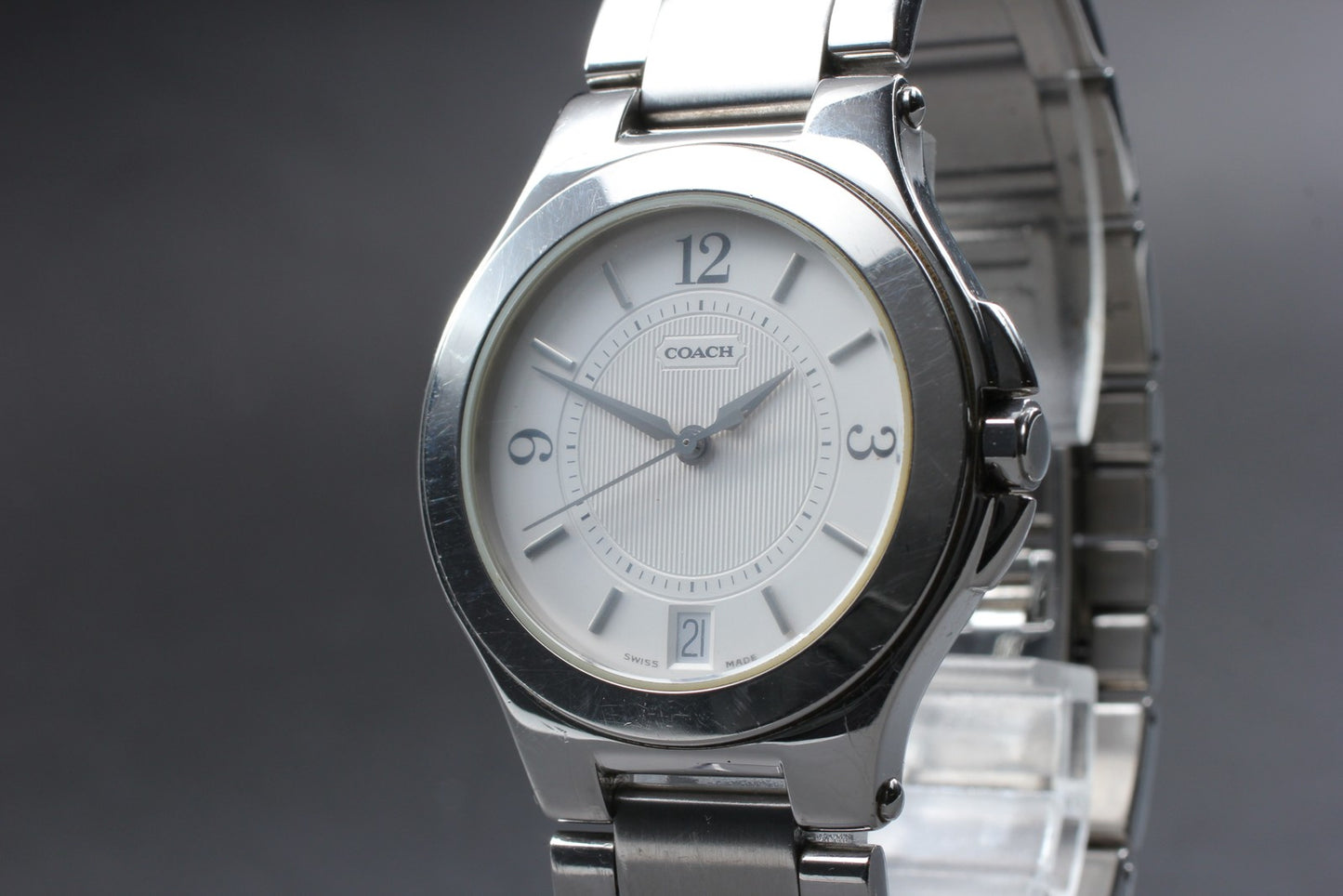 Near MINT / New Batt / COACH 0154 6.109.919 Date 35mm Quartz Ladies Watch JAPAN